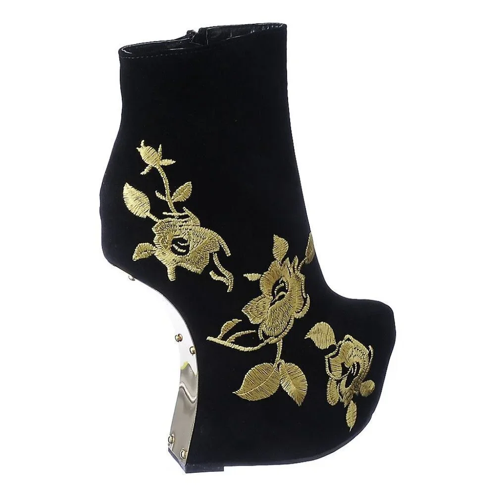 WOMEN'S PLATFORM MISSING OVER THE EDGE WEDGE BOOT  -  Black/Gold ( BRAND NEW !!!